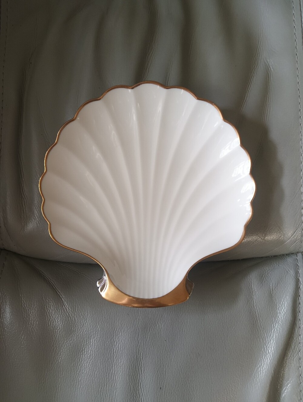 Vintage Noritake King's Guard Collection Shell Shaped Dish
